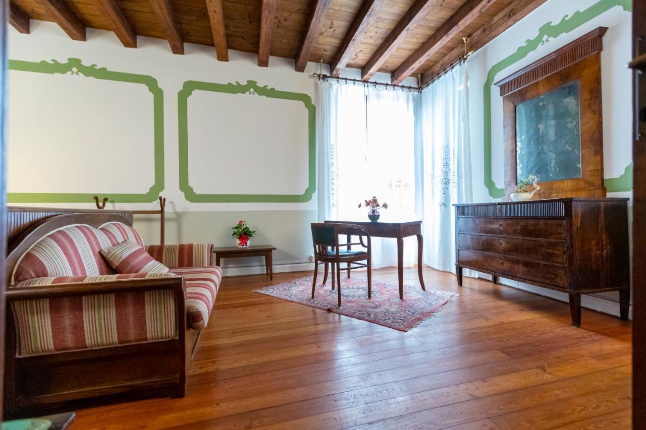 Palazzo Scolari Panzió Polcenigo Kültér fotó